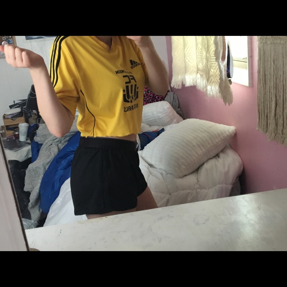 Adidas cropped retro sport tee